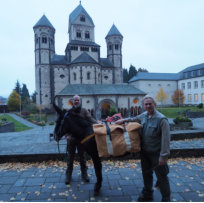 Bild: Freundliche Passanten.